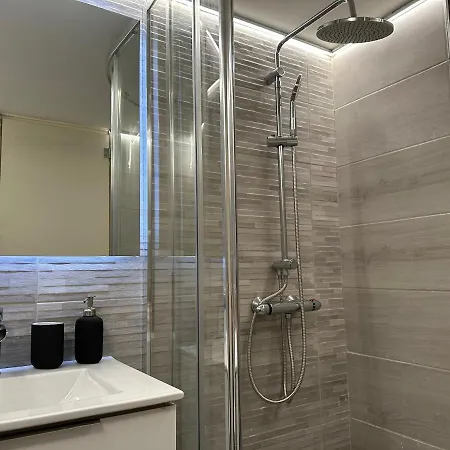 Modern Athenian Appartement *