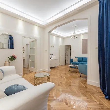 Kolonaki Garden Apartment Athens