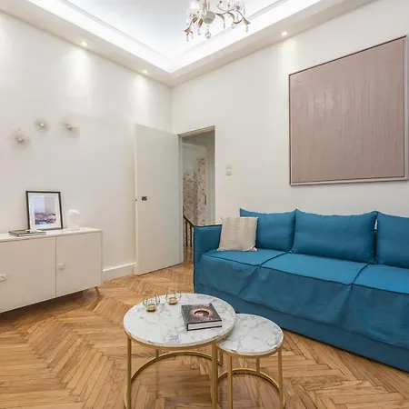Kolonaki Garden Apartment