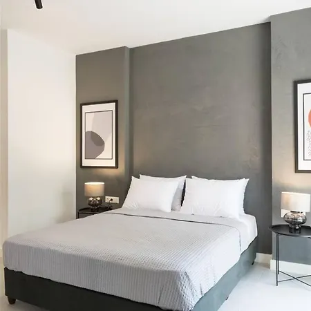 Academy Elegant #201 Apartment *