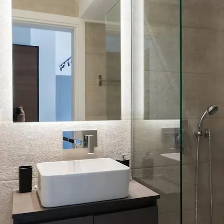 Academy Elegant #301 / Stunning Terrace Atene