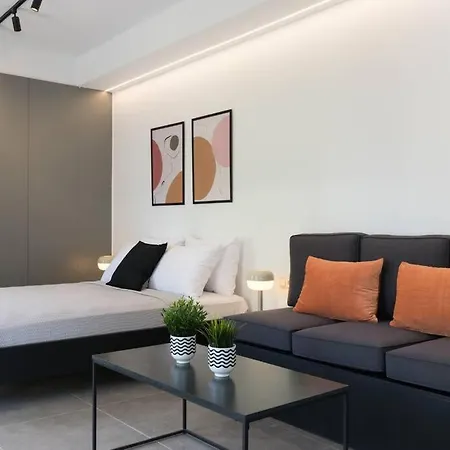 Academy Elegant #301 / Stunning Terrace Apartment *