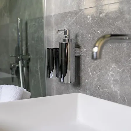 The Hostmaster Luminous Elite Estate Apartment Athens