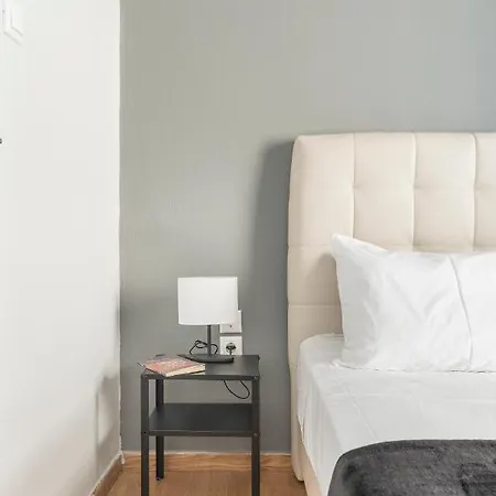 Riviera Eclipse Apartment Athens