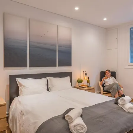 Elegant Retreat At Foot Of Lycabettus Hill