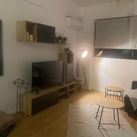 Cozy Maisonette Next To Plaka *