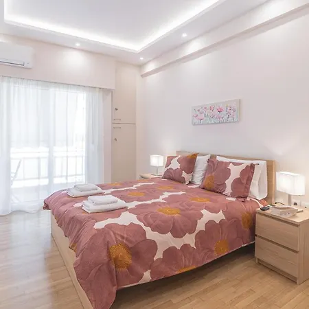 Apartment Amazing Near Metro Station!