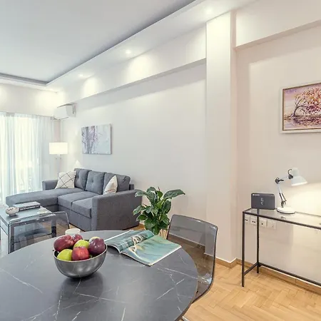Amazing Near Metro Station! Apartment *
