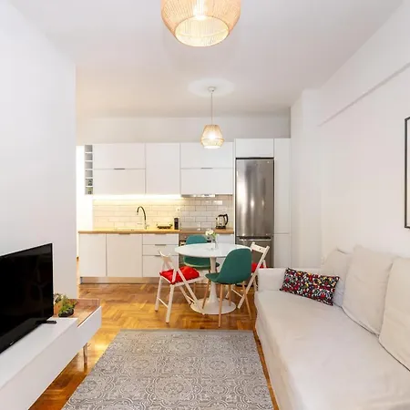 Trendy 2 Bedroom 5min To Metro Διαμέρισμα Αθήνα