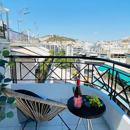 2 Bd Floor Aprt With Acropolis View