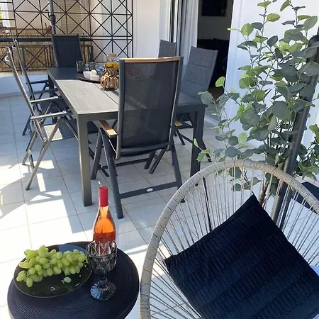 Apartment 2 Bd Floor Aprt With Acropolis View Athen
