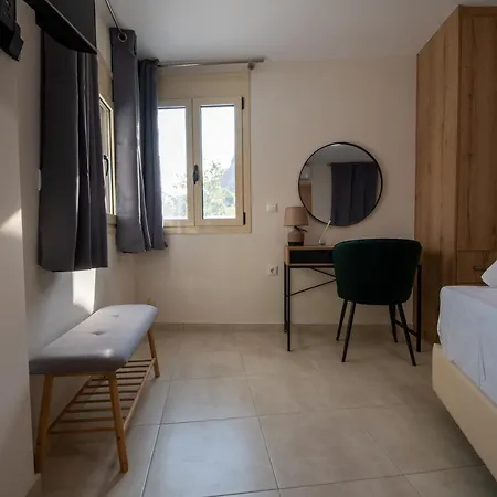 Apartment Aphrodite Urban Retreat In Historic Heart
