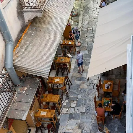 Aphrodite Urban Retreat In Historic Heart Apartment Athens