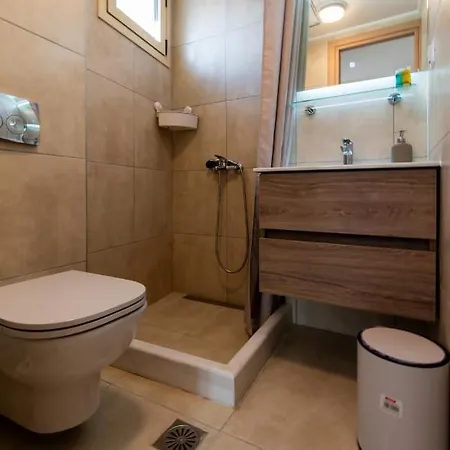 Aphrodite Urban Retreat In Historic Heart Apartment Athens