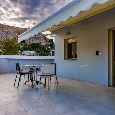 Aphrodite Urban Retreat In Historic Heart Apartment *