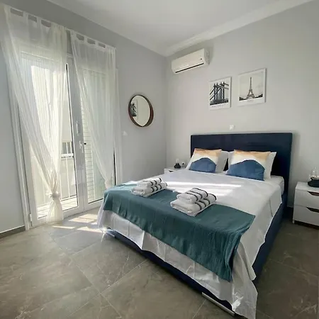 Apartment Dimofontas - Hub Thiseio & Gkazi Athens