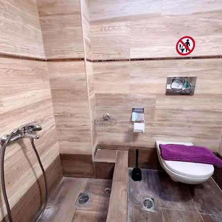 Wsd Kampani New Comfy And Cozy 1bd Near Metro Apartment