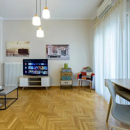 Apartment Cosy 2br Flat Near Ampelokipoi Station & Hospitals *