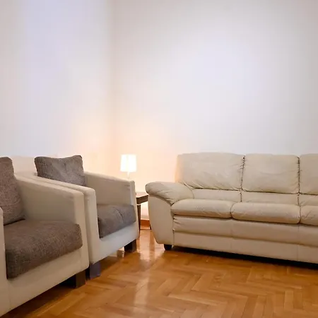 Διαμέρισμα Delmare Double
