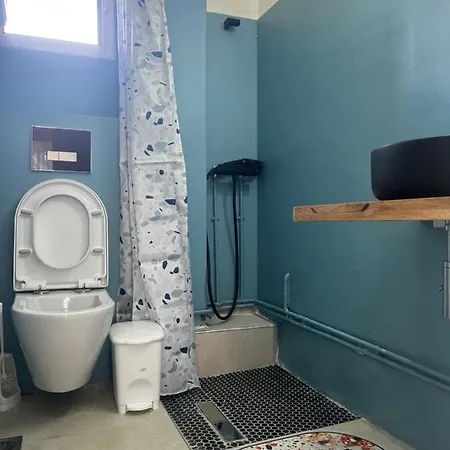 Hostel Seaview With Share Some Place *