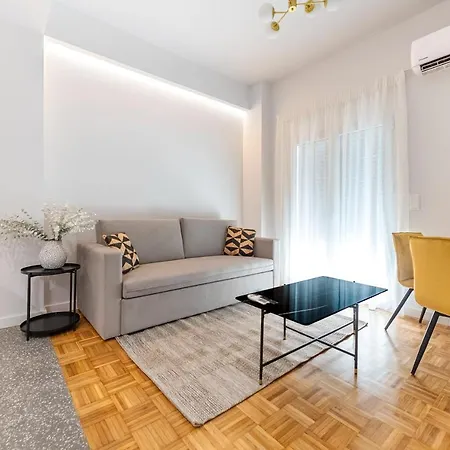 Apartment Phaedrus Living: Luxury Flat Panormou *