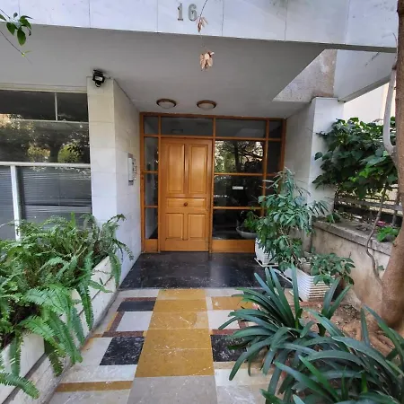 Spacious In N. Smirni Apartment Athens