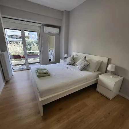 Apartment Spacious In N. Smirni Athens