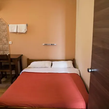 Tempi Hotel *