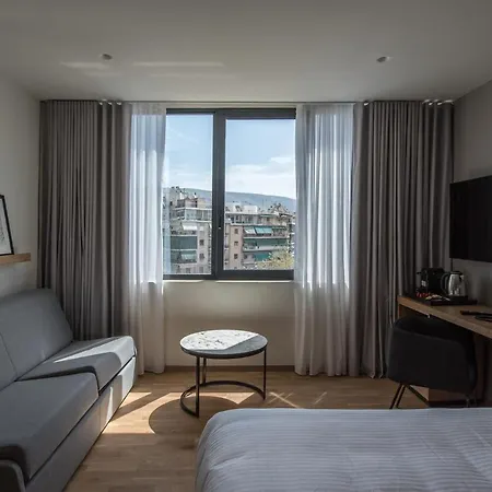 Urban Frame Acropolis Hotel 3*
