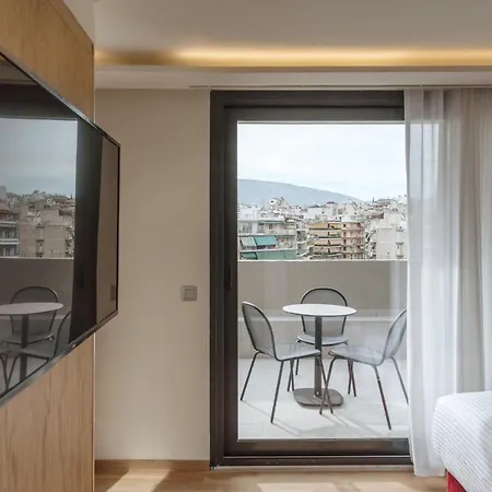 Urban Frame Acropolis 3*