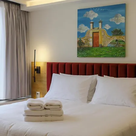 Urban Frame Acropolis Hotel