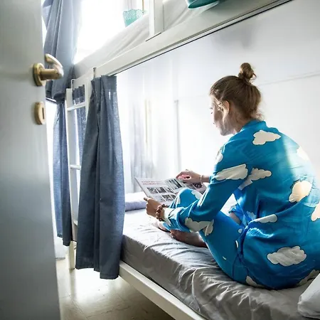 Hostel Let Me Take My Bunk Bed