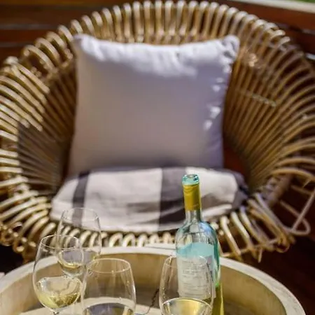 Apartment Seaside 2 Bedroom Boho Minimal 80m Beachfront Athens
