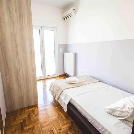 Fully Renovated Apt At N. Kosmos * Athens