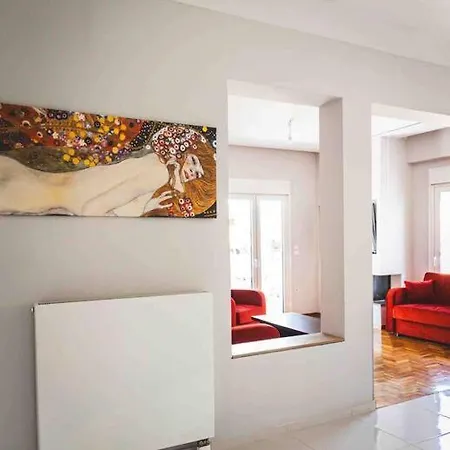 Fully Renovated Apt At N. Kosmos Athens