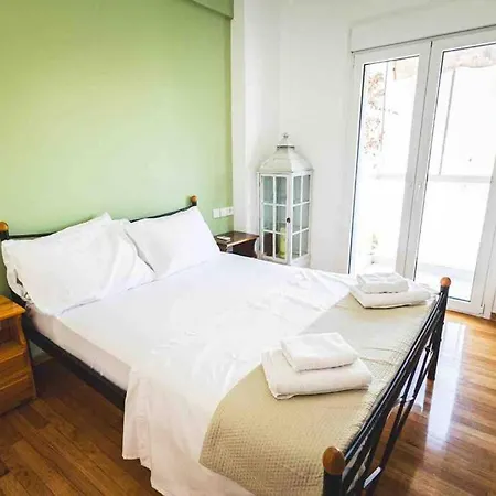 Fully Renovated Apt At N. Kosmos Apartment *