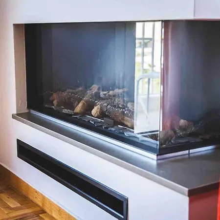 Fully Renovated Apt At N. Kosmos *