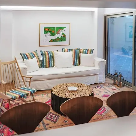 Luxury With Garden, Us Embassy Apartment *