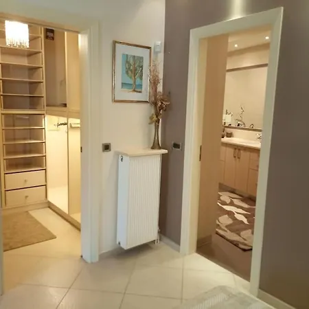 Annitas Luxury Oasis Apartment Athens