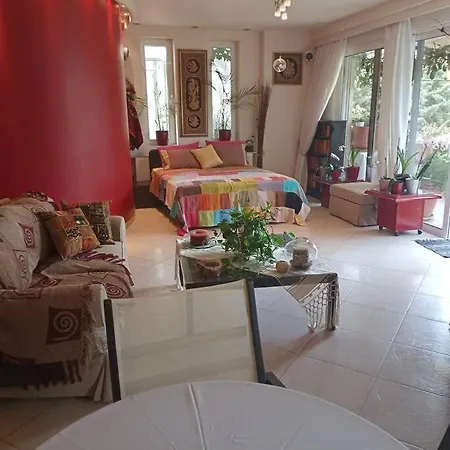 Annitas Luxury Oasis Athens