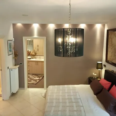 Annitas Luxury Oasis