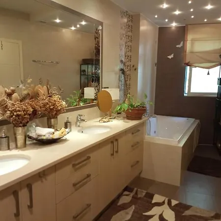 Annitas Luxury Oasis Appartement *