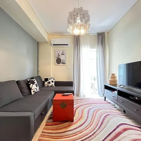 Michael - 1br In The Heart Of Ancient * Athens