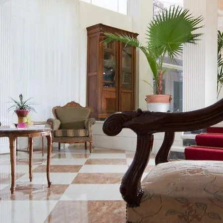 Acropolis Ami Boutique Hotel 3*