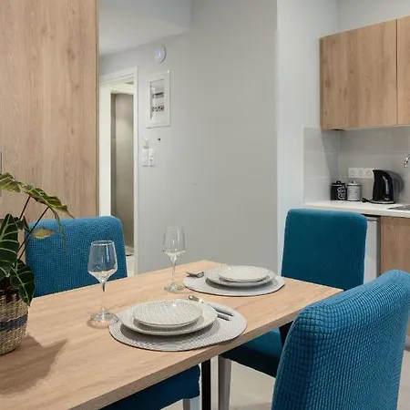 Apartment Downtown Color *