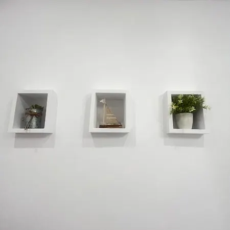 Apartment White *