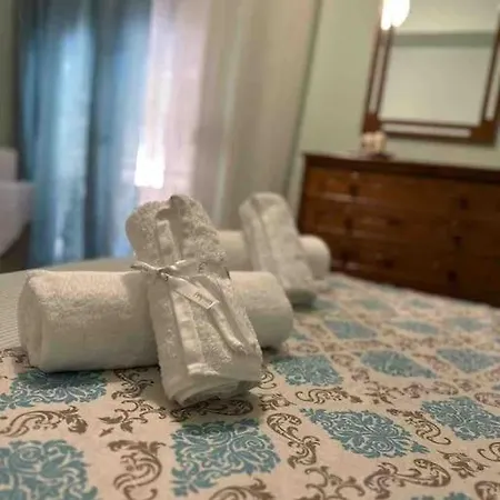 Frankie's House * Αθήνα