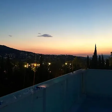 Luxury Ph Private Pool+roof Garden