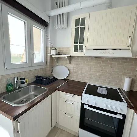 Apartment Cozy In Closed To Metro Stat. Katehaki