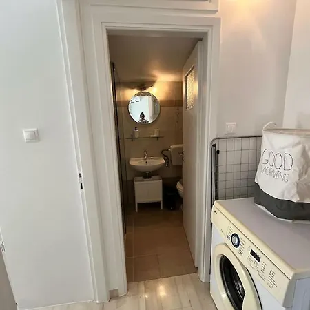Cozy In Closed To Metro Stat. Katehaki Apartment *